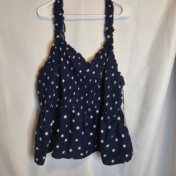 Ava & Viv Tops - Ava & Viv 3X Navy Floral Daisy Sleeveless Smocked Peplum‎ Tank Top Blouse NEW
